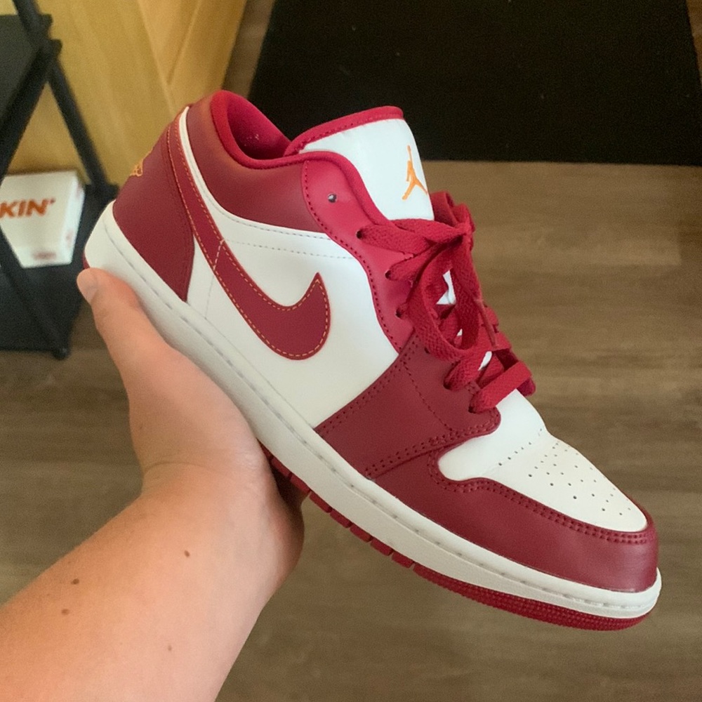 Jordan 1 Low “Cardinal Red”